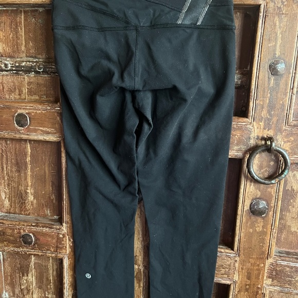 Lululemon wonder under crop reversible - Picture 5 of 6